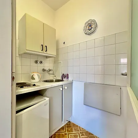 Muskatli Pensión 3*