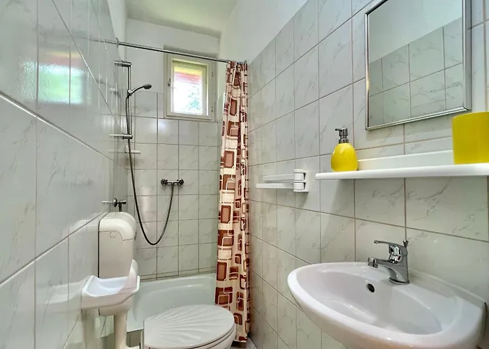 Muskatli בית הארחה 3*